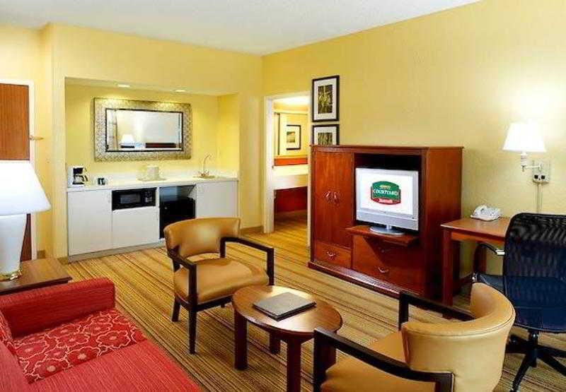 Courtyard By Marriott West Palm Beach Airport Exterior foto